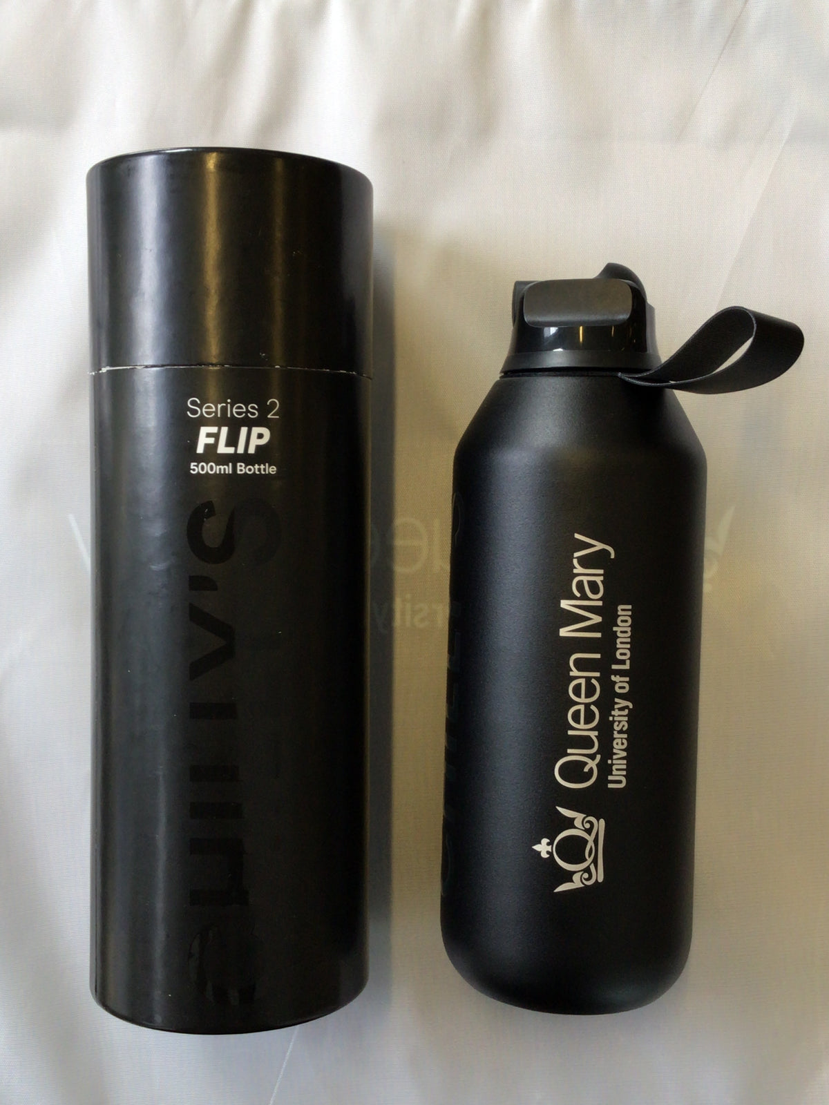 QMUL CHILLYS WATER BOTTLE