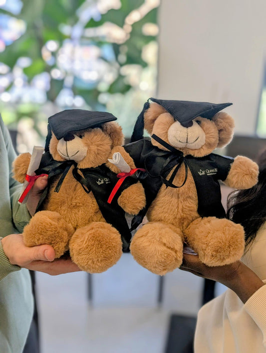 QMUL GRADUATION BEAR